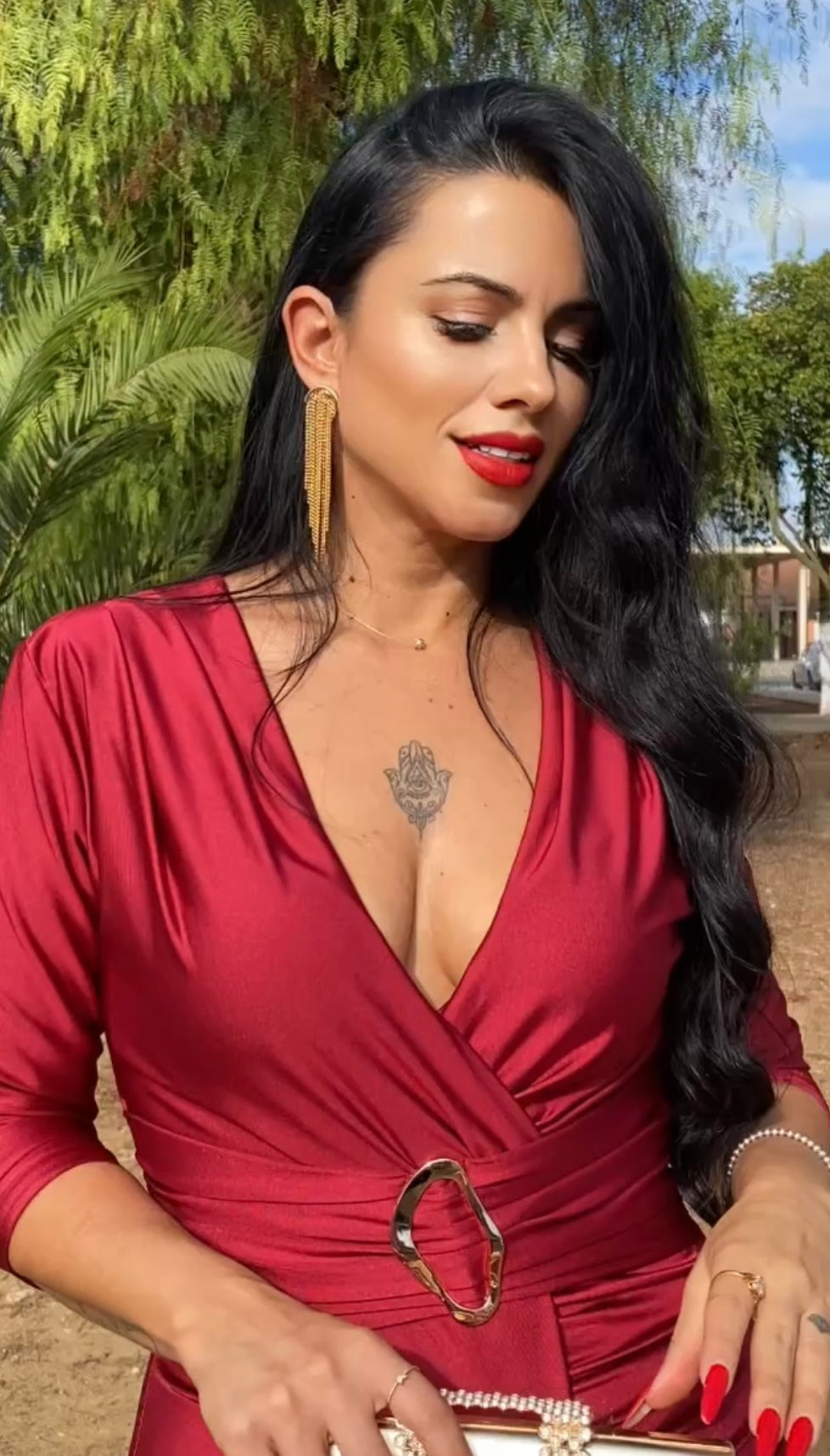 VESTIDO HEBILLA BURDEOS