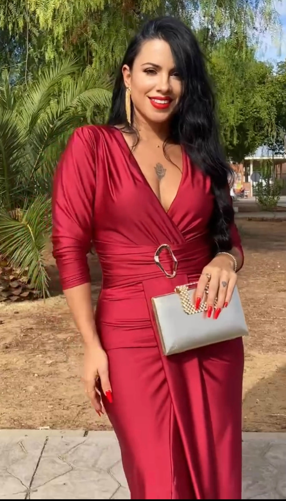 VESTIDO HEBILLA BURDEOS