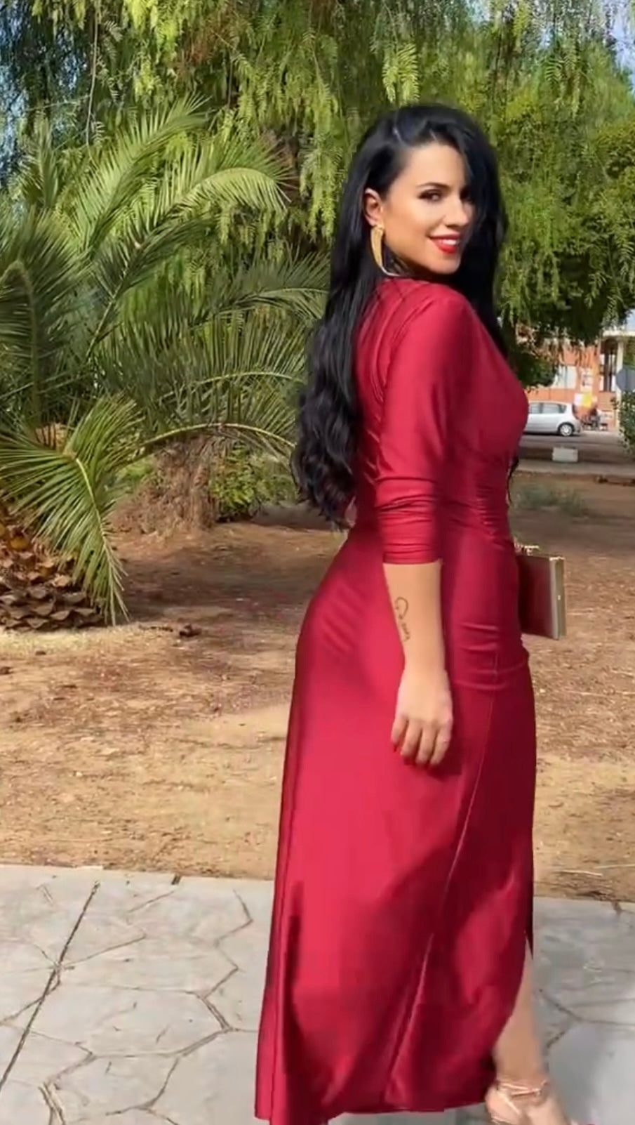 VESTIDO HEBILLA BURDEOS