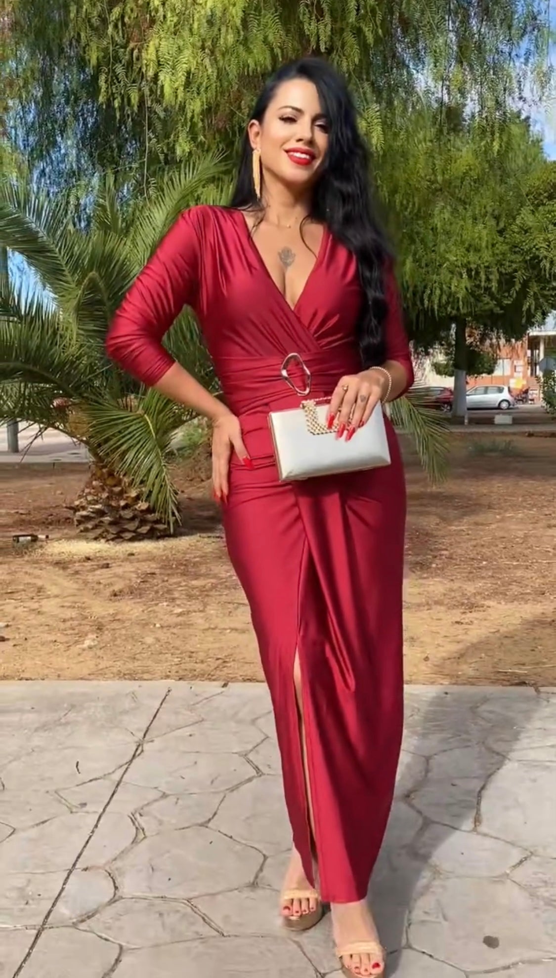 VESTIDO HEBILLA BURDEOS