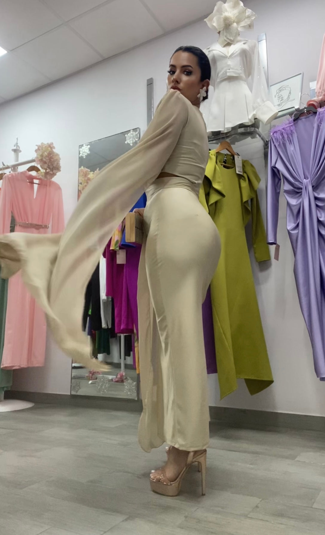 VESTIDO EGIPCIO BEIGE