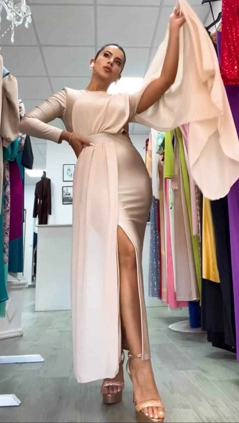 VESTIDO EGIPCIO BEIGE-DORADO