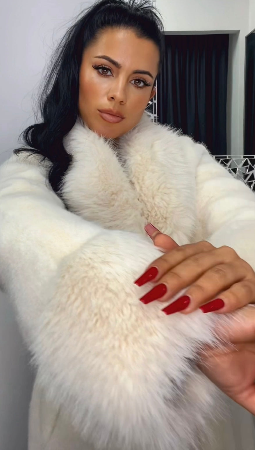 ABRIGO RUSIA BLANCO ROTO