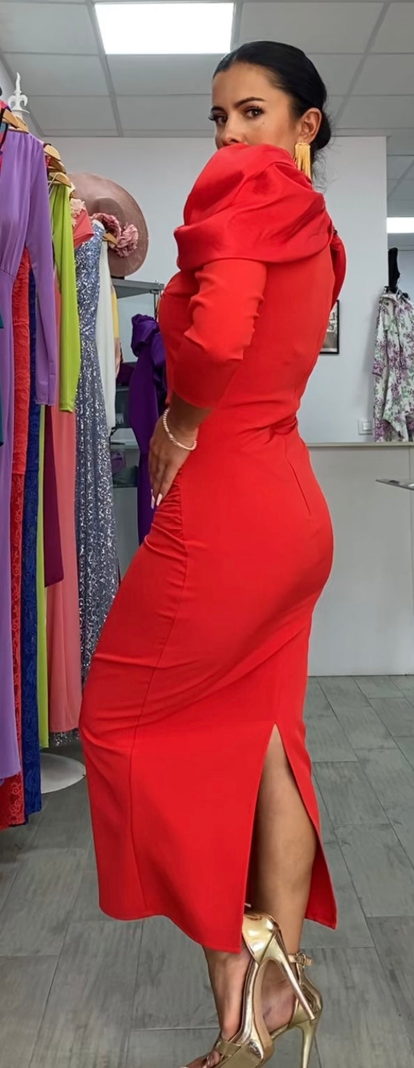 VESTIDO CAPA ROJO