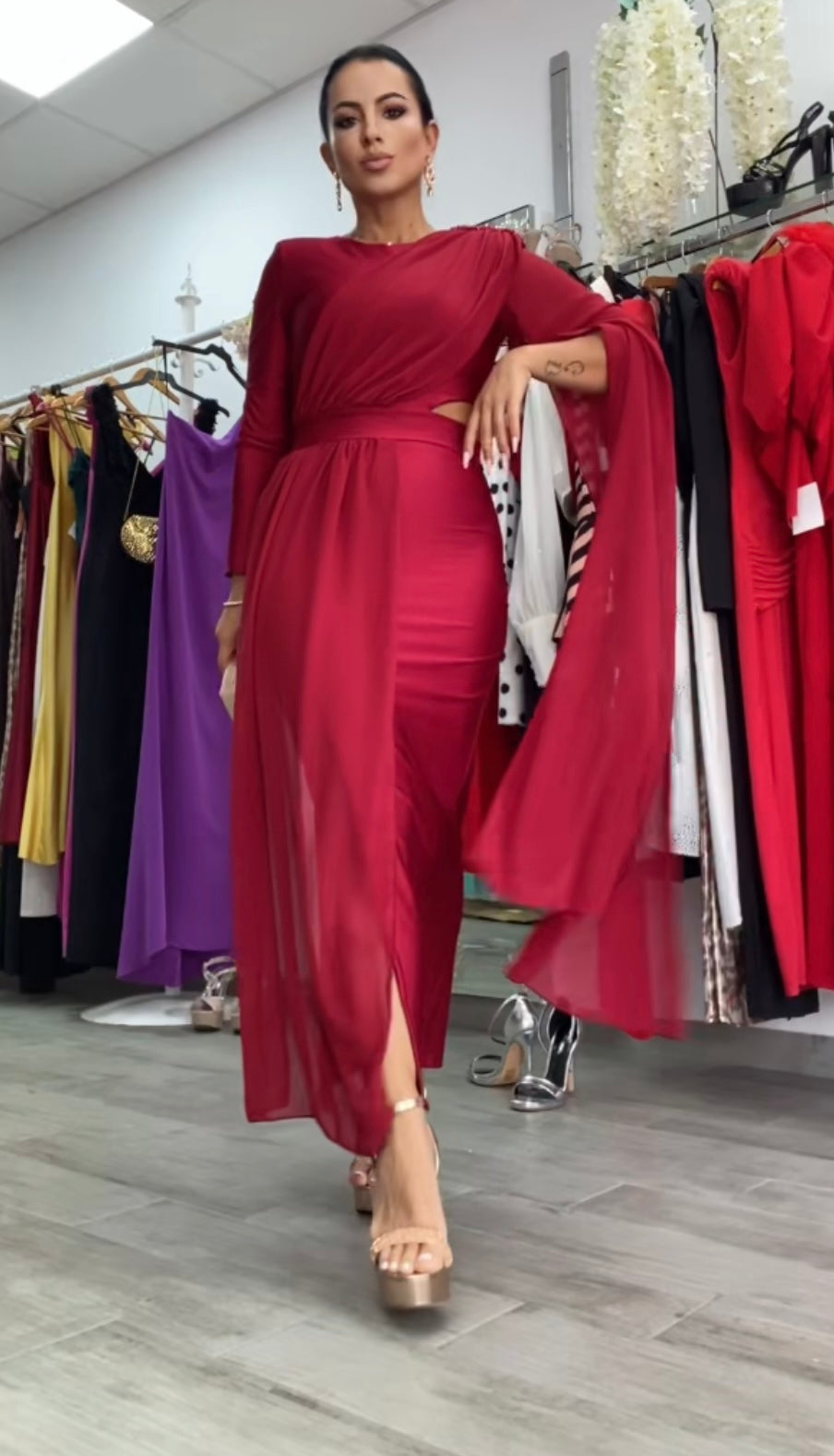 VESTIDO EGIPCIO BURDEOS