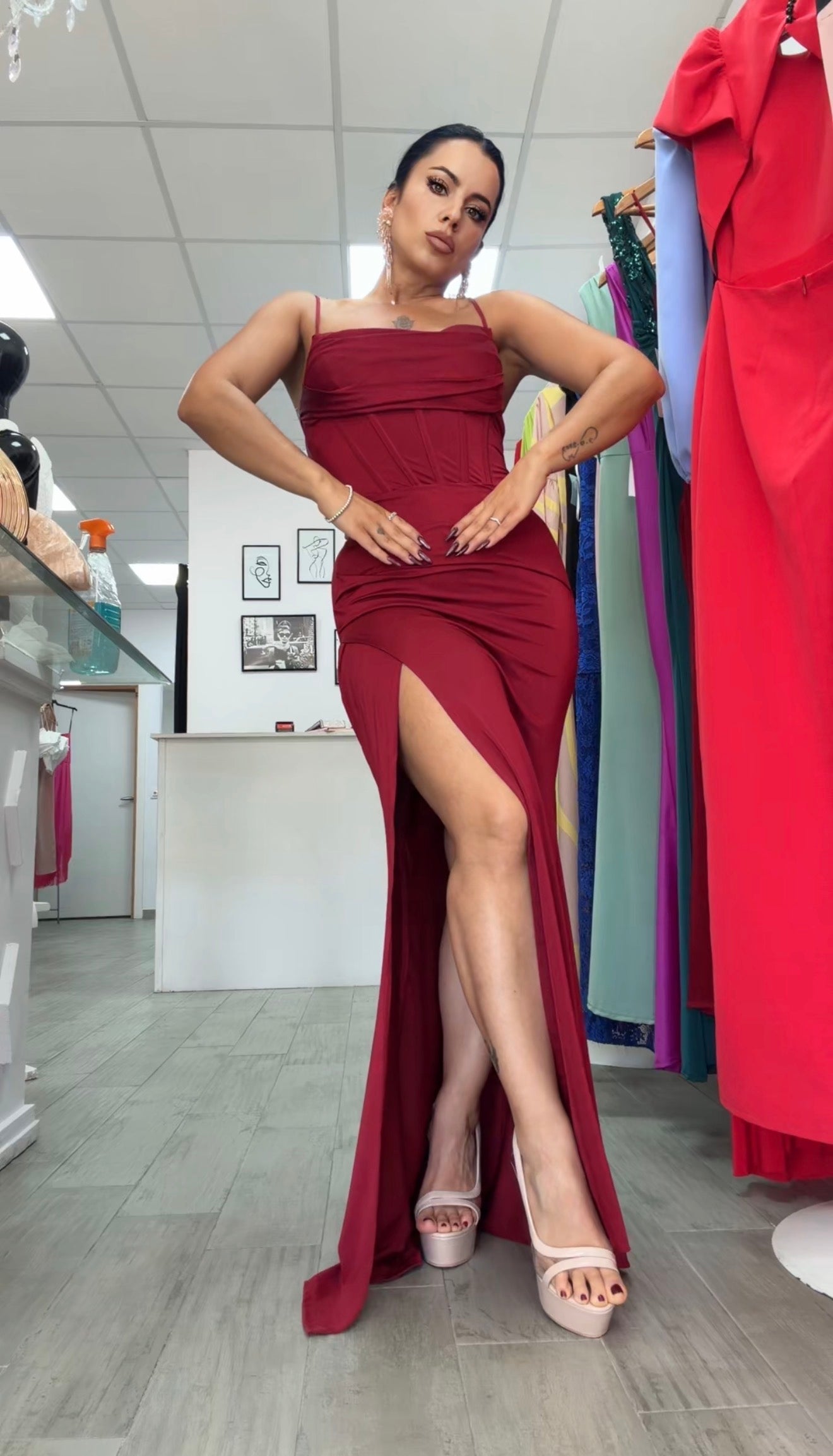 VESTIDO YASMINA COLOR VINO