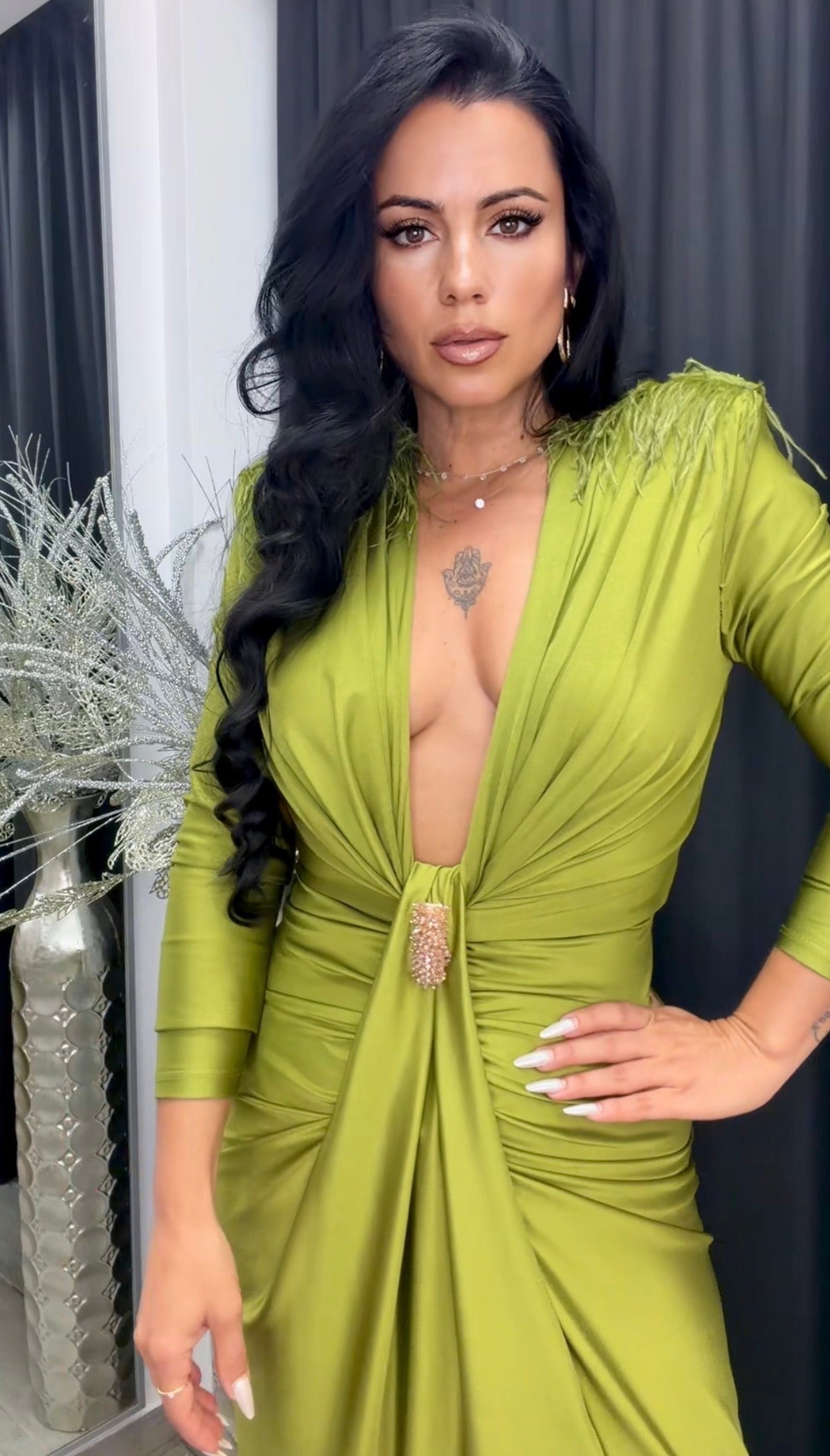 VESTIDO CARINA VERDE OLIVA